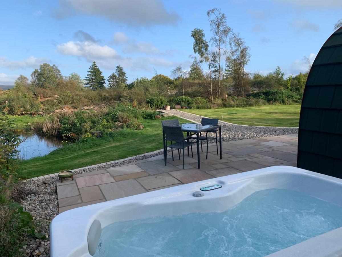 Villa Red Squirrel Pod With Hot Tub à Oban Extérieur photo