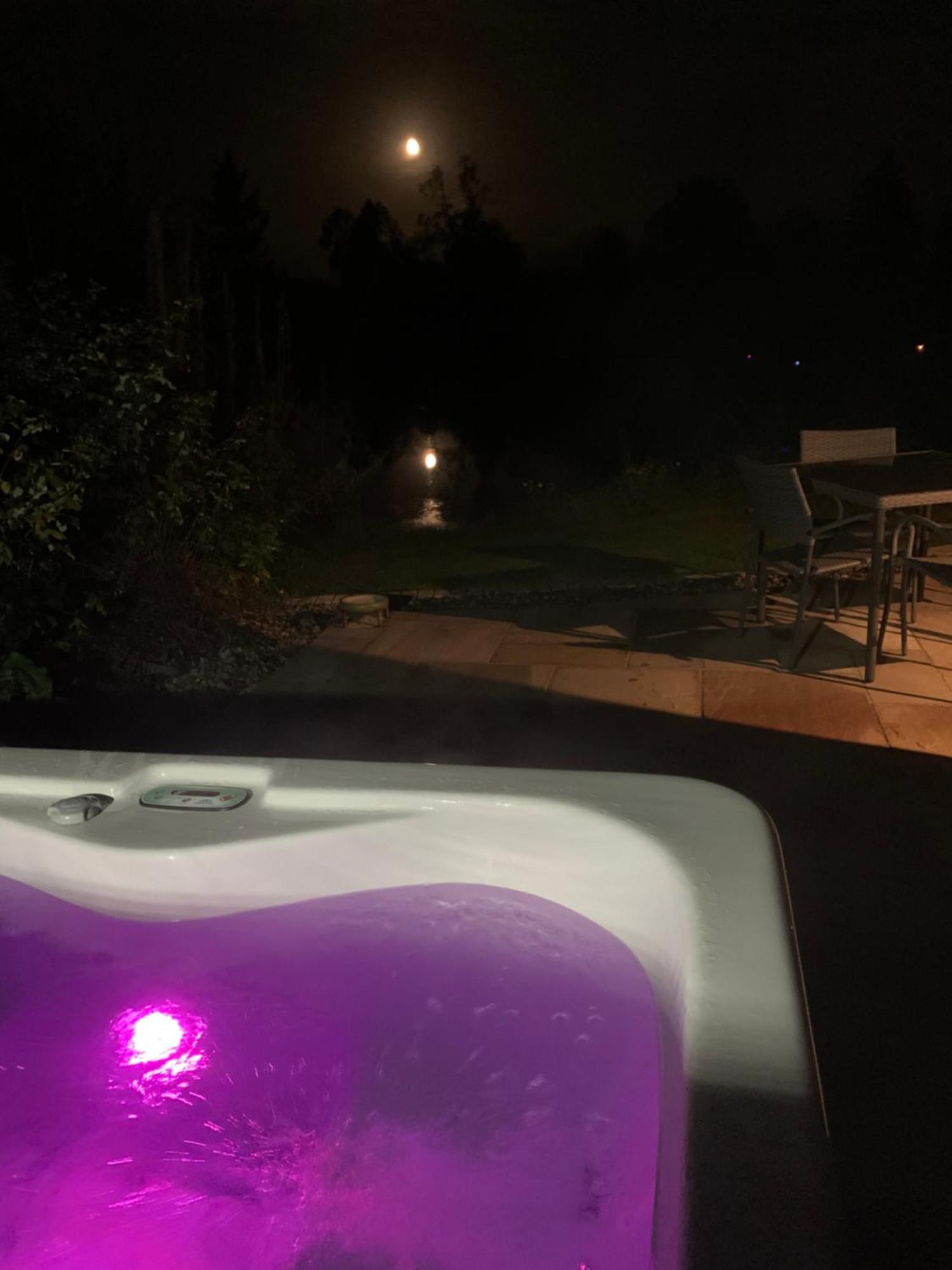 Villa Red Squirrel Pod With Hot Tub à Oban Extérieur photo